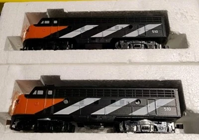 MINITRIX N Scale AA Diesel Engine Set CP  #510 Powered & Dummy  - Image 1 of 4