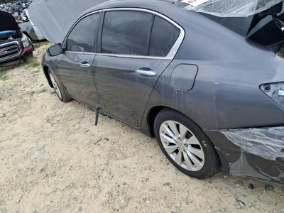 Automatic Transmission 2.4L CVT Fits 13 ACCORD 2685779 - Image 1 of 4