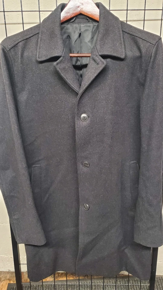 NEW Theory Wool Cashmere Overcoat Topcoat Size 38R  - Image 1 of 4