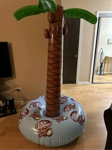 Flotador inflable Dr Pepper árbol de coco cremoso piscina promoción 6 pies de alto - Imagen 1 de 3