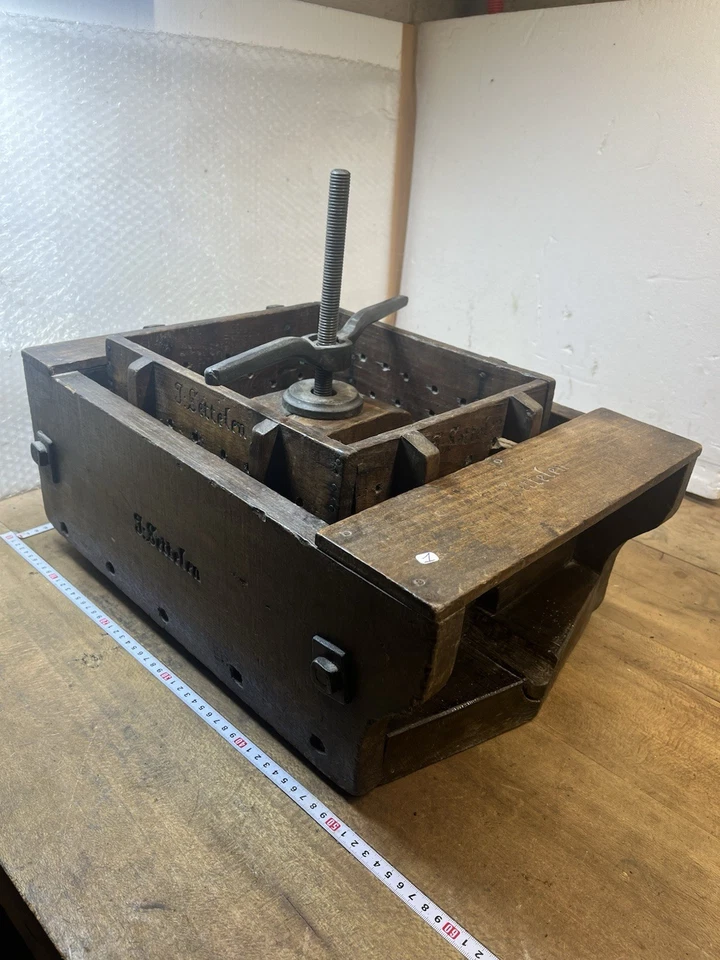 Pressoir Raisin’Alsacien Début 19eme Outils Anciens Arts Populaire - Photo 1/4