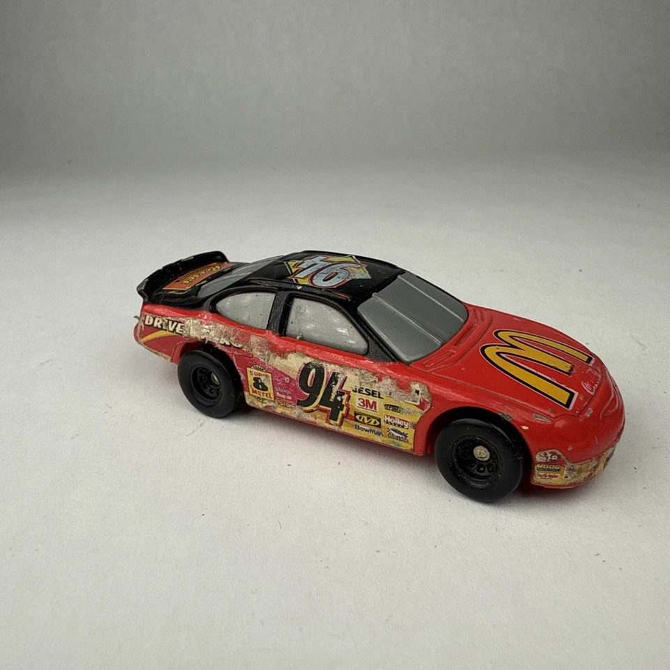 Hot Wheels #94 McDonalds Ford Taurus 1/64 Diecast NASCAR, Bill Elliot, 1999 Foto 1 de 4