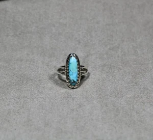 Anillo de plata de ley 925 con piedra turquesa genuina - Imagen 1 de 6