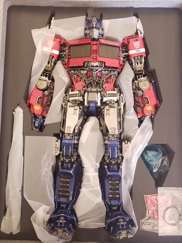 YoloPark Transformers:Bumblebee Cybertronian Optimus Prime 24" Tall NEW Cover