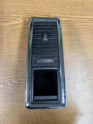 Dodge Ram 1500 2009-2018 tablero de instrumentos de pasajero derecho rejilla de ventilación de aire acondicionado OEM Foto 1 de 4