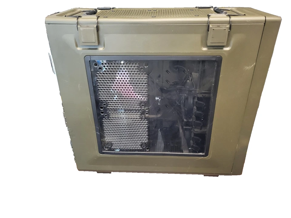 Corsair Vengeance C70 Mid-Tower Case Army Green #73 - Image 1 of 4