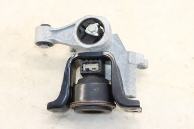 Правое крепление двигателя для полного привода Nissan Juke 2014-2017 годов выпуска с кронштейном от оригинального производителя LS52 - Изображение 1 из 4