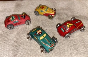 4er Set Miniatur 1-3/4" bunte Blech Litho Spielzeugautos mit Metallrädern - Bild 1 von 6