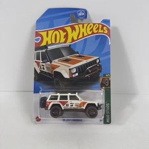 2023 Hot Wheels Treasure Hunt '95 Jeep Cherokee Mud Studs 176/250 - Bild 1 von 9