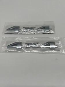 4x4 Emblema 3D Insignia Puerta Guardabarros Puerta Trasera Pegatina Cromo 2 PACK Auto Coche Camión - Imagen 1 de 2
