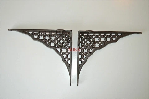 Pair of Gothic Revival cast iron shelf brackets wall bracket shelving AL32 Cover