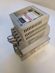 Allen Bradley 160-BA04NPS1P1 SER. B F/W 5.01 380-460V 4,6A NSNP - Bild 1 von 8