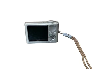 Fujifilm FinePix F10 Super CCD 6,3 mp fotocamera digitale e batteria - Foto 1 di 4
