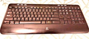 Logitech K520 820-006987 Wireless Desktop Keyboard - W/ Battery - No Receiver - Picture 1 of 19