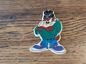 Vintage Taz Tasmanian Devil Warner Bros Cartoon Magnet - Picture 1 of 4