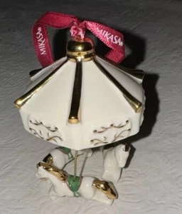 Mikasa Christmas Ornament Holiday Magic CAROUSEL HORSES Tree Cream Gold - Picture 1 of 3