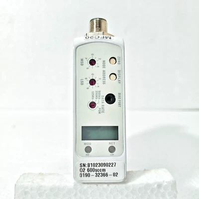 BROOKS GF125C MASS FLOW CONTROLLER O2 600SCCM - Image 1 of 4