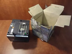 Motore interruttore Merlin Gerin C250N 48/60VDC - Foto 1 di 4