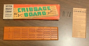 Juego de mesa vintage Milton Bradley Co. Cribbage 4626A instrucciones y caja original - Imagen 1 de 4