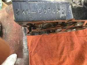 1978 YAMAHA YZ100E Right Engine Case + attach shifter parts - Picture 1 of 3