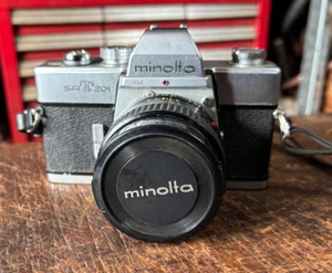 Vintage Minolta SR T 201 35mm Camera, Zoom Lens f=50mm Made in Japan - Bild 1 von 13