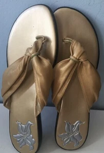 Chico Gilda Gold Comfortable Thong Sandals Size 9  - Picture 1 of 6