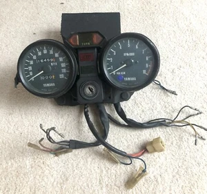Used vintage RD400C, D, E speedometer and tachometer with the mounting bracket - Picture 1 of 14