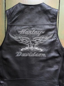Harley Davidson Men's DARK EAGLE Black Leather Motorcycle Vest | MEDIUM - Picture 1 of 18