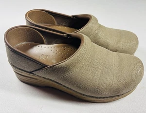 Womens Dansko Professional Tan Textured Clogs Shoes Size EU 37 US 6.5-7 Workwear - Picture 1 of 5