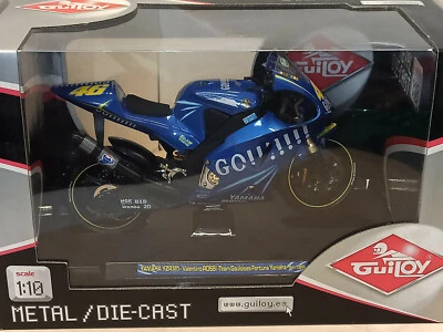 Yamaha YZRM1 46 Gauloises Valentino Rossi - Guiloy Bike Die cast metal 1:10 2004 - Immagine 1 di 4