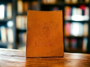 PRINCETON UNIVERSITY universidad antiguo cuero de tabaco inserto premium c1910 - Imagen 1 de 5