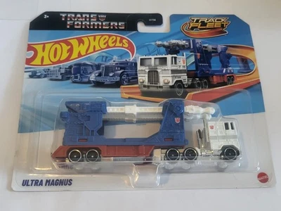 Hot Wheels Track Fleet TRANSFORMERS  ULTRA MAGNUS  new and very hard to find - Image 1 of 4