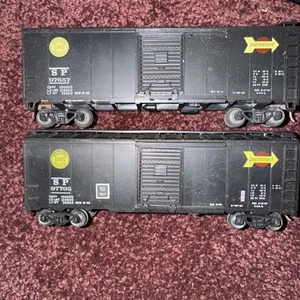 MTH #97703 & 97657 SOUTHERN PACIFIC BOX CAR - Picture 1 of 1