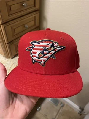 Clearwater Threshers New Era 59FIFTY Fitted On Field Home Cap Red USA Flag 7 1/8 - Image 1 of 4
