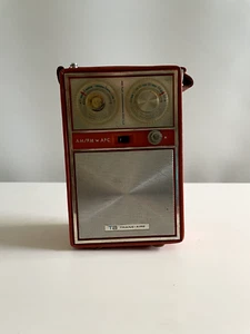 Vintage Trans-Aire AM/ FM w AFC Transistor Radio - Picture 1 of 5