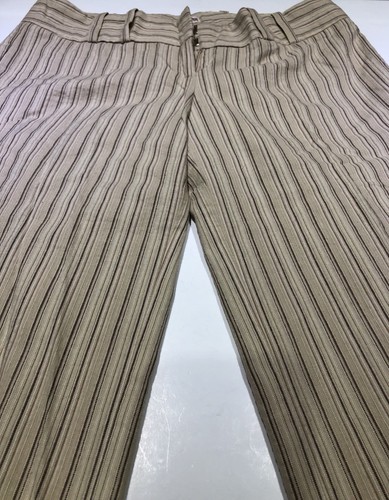 Foto 1 di 9