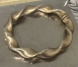 VERONESE STERLING SATIN/DIAMOND CUT RIBBON BANGLE - Picture 1 of 8