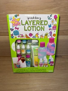 Kit artigianale lozione corpo scintillante Horizon Group Just My Style giocattolo corpo scintillante - Foto 1 di 4