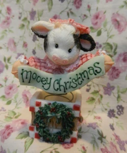 ENESCO MARY'S MOO MOOS MOO IN DER BOX MIT KRANZ 185566 - Bild 1 von 1