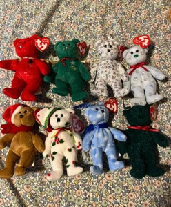 Lote de 8 TY Jingle Beanie Bebé Gorros Oso NUEVO Con Etiquetas Vacaciones de Navidad - Imagen 1 de 2