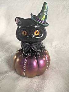 Schwarze Katze Hexe auf Kürbis Figur - Halloween Deko, Gothic Cute Collection - Bild 1 von 6