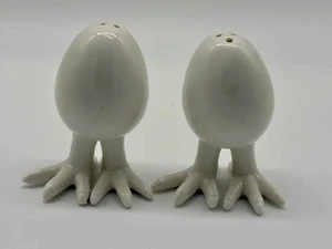 Set 2 Modern White Eggs W/ Chicken Bird Legs Feet Salt & Pepper Shakers 4” Tall - Picture 1 of 10
