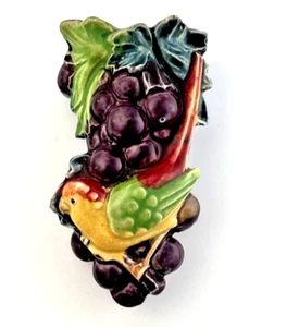 Vintage Papagei Keramik Vogel mit Trauben Wandtasche handbemalt Majolika JAPAN - Bild 1 von 7