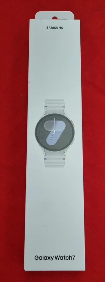 Samsung Galaxy Watch7 - 44mm -Bluetooth Silver -SM-L310NZGAEUA (Brandnew) - Image 1 of 2