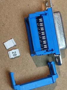 D SUB 15-PIN SUB-D BUCHSE FÜR KABEL STECKVERBINDER SERIE SD L272 - Bild 1 von 2