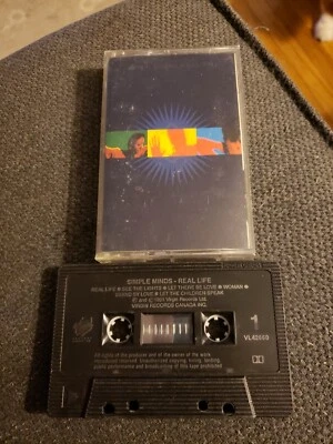 SIMPLE MINDS - Real Life - NEAR MINT 1991 Cassette -Canada - Image 1 of 2