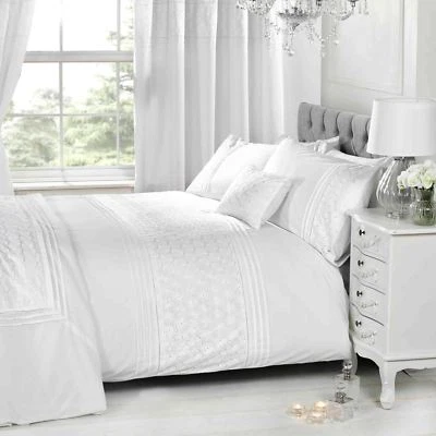 Everdean Floreale Bianco Copripiumino e Federa Set Elegante - Super King - Immagine 1 di 3