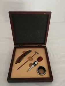 SET da VINO per SOMMELIER - Cavatappi/apribottiglie/Elegante tappo/Termometro - Picture 1 of 4