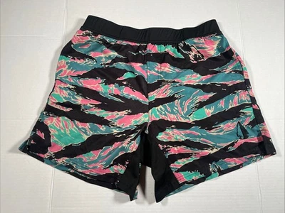 Pantalones Cortos Atléticos Retro THF con Patrón Geométrico Pez Taquí Grande Foto 1 de 4