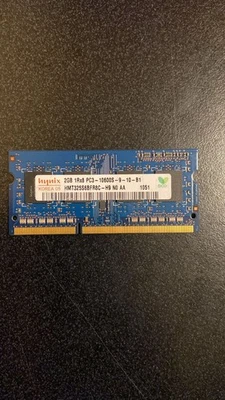 MODULO SODIMM 2 GB HYNIX (A/N HMT325S6BFR8C-H9) usato - Immagine 1 di 2